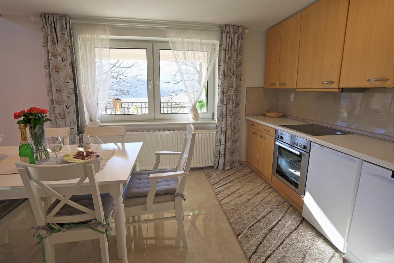 Luxury Apartman Alex With Sauna In The Village Otočac المظهر الخارجي الصورة