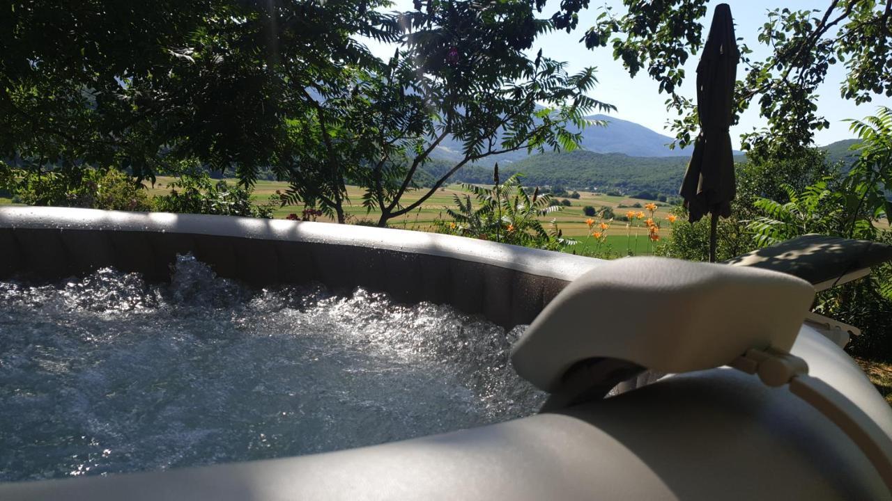 Luxury Apartman Alex With Sauna In The Village Otočac المظهر الخارجي الصورة